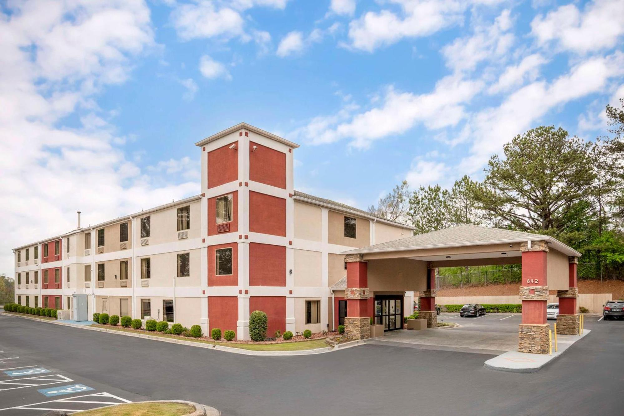 ホテル ベストウェスタン ガーデンデール Gardendale エクステリア 写真